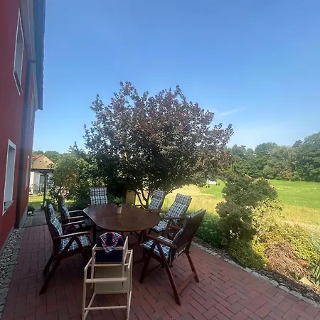 Vacation Near The Lausker Schanze Wallburg *